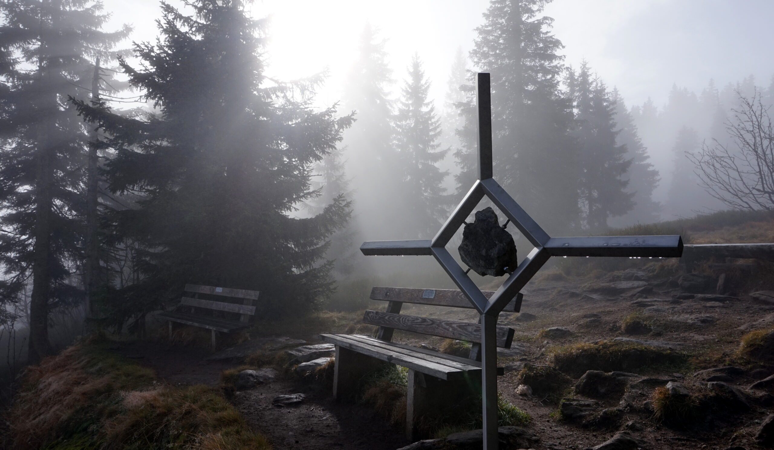 Mittagsplatzl im Nebel