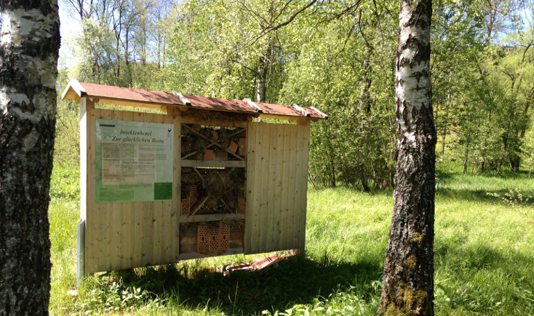 Falkenweg Insektenhotel Frauenau