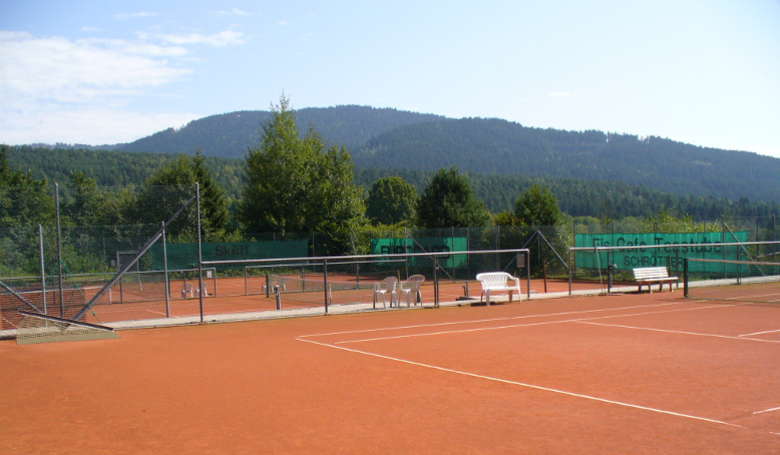 Tennisplatz Arnbruck