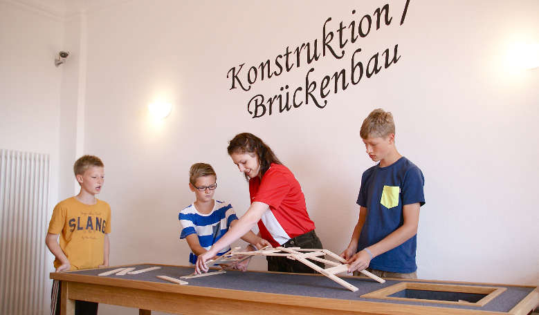 Darstellung Konstruktion/Brückenbau.