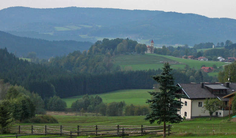 Ausblick auf den Mühlberg bei Unterried.