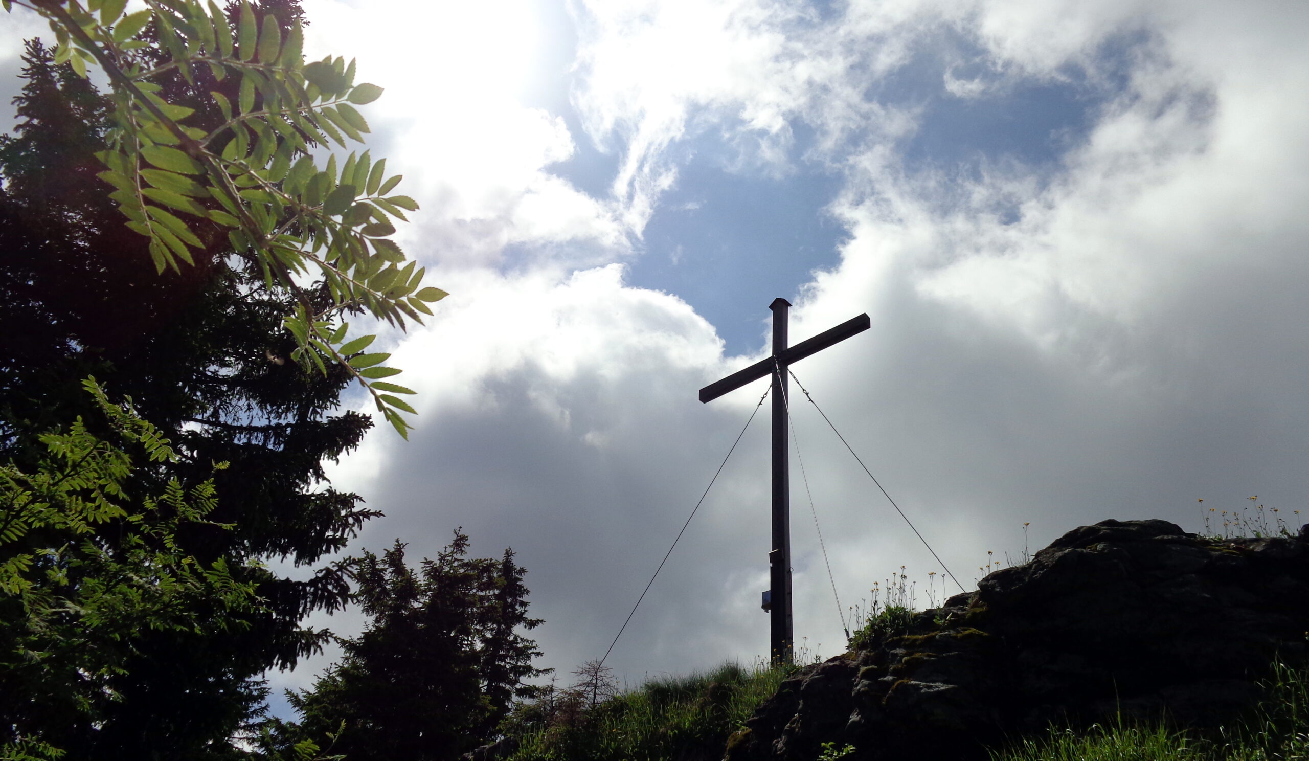 Gipfelkreuz am Kleinen Arber