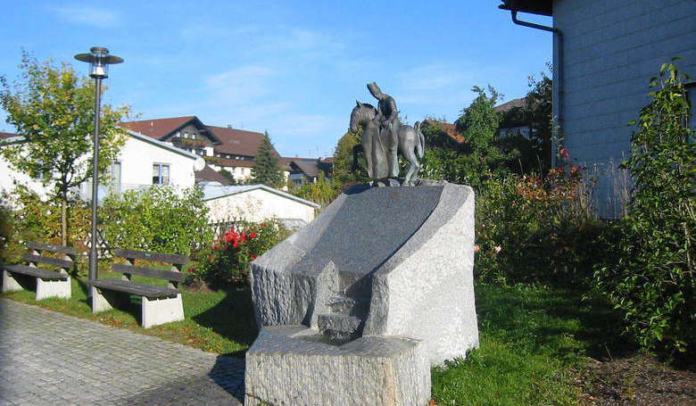 Der Dorfbrunnen in Patersdorf.