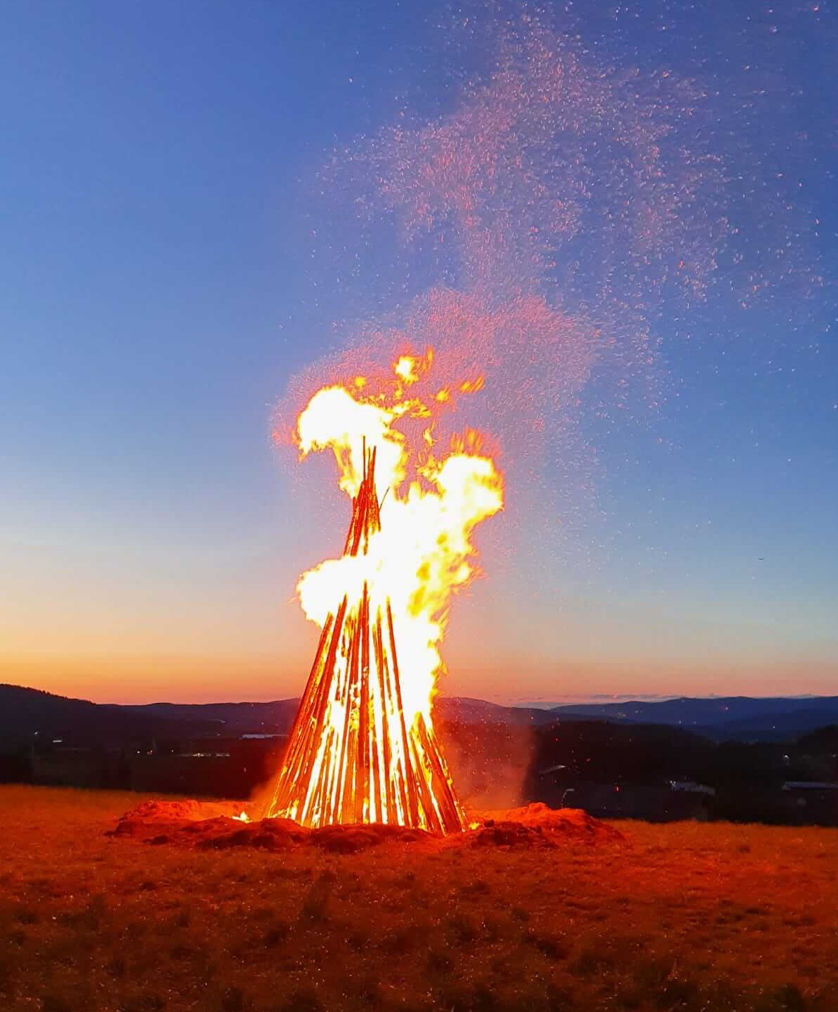 Sonnwendfeuer Ruhmannsfelden.